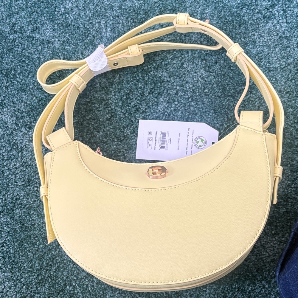 Time and Tru Yellow Shoulder Bag